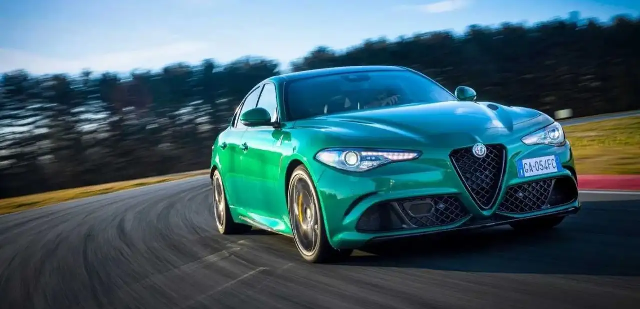 Alfa Romeo Giulia Quadrifoglio