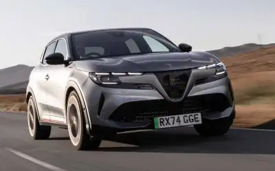 Alfa Romeo Junior Ibrida