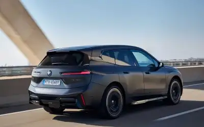 BMW iX M70 xDrive