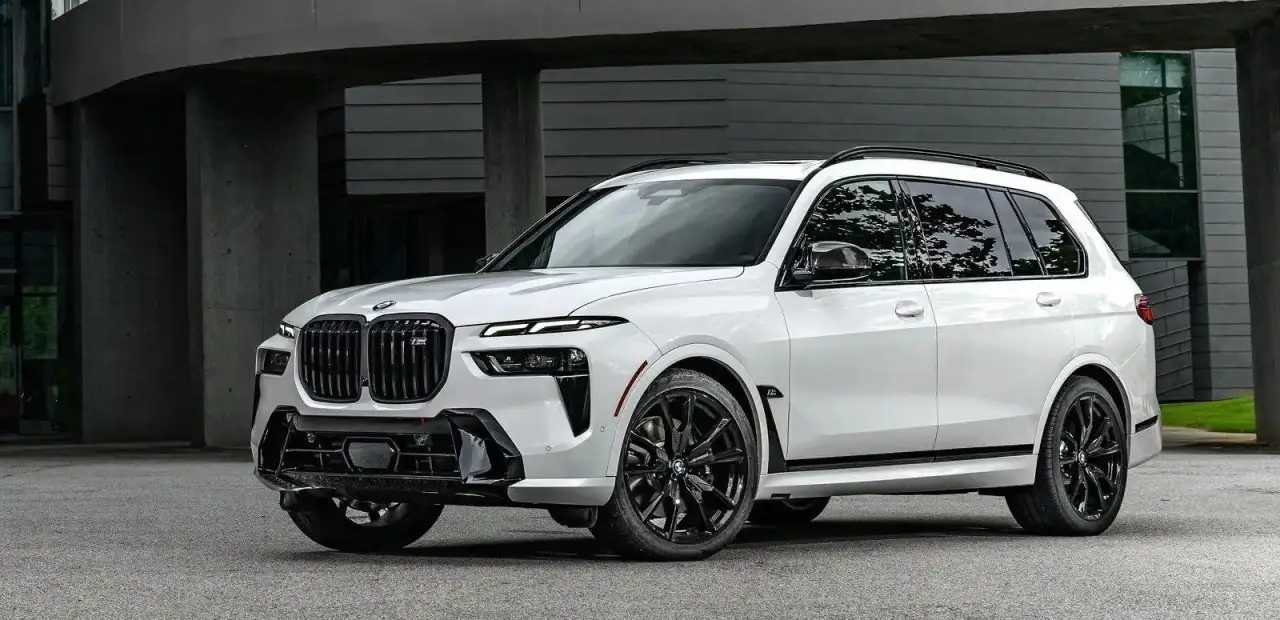 BMW X7 M60i