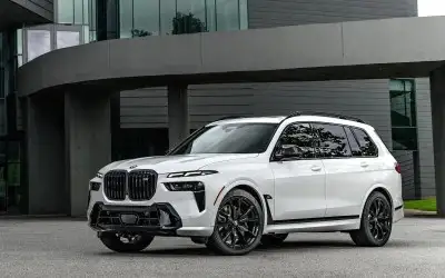 BMW X7 M60i