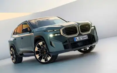 BMW XM
