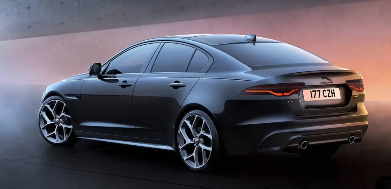 Jaguar XE